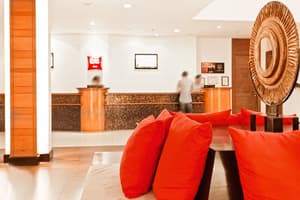 thumbnail: Lobby sitting area