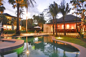 thumbnail: Outdoor pool