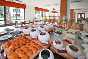 thumbnail: Breakfast area