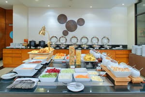 thumbnail: Breakfast area