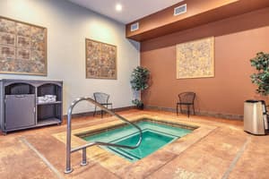 thumbnail: Pool