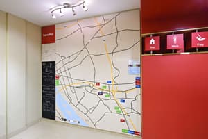 thumbnail: Interior detail
