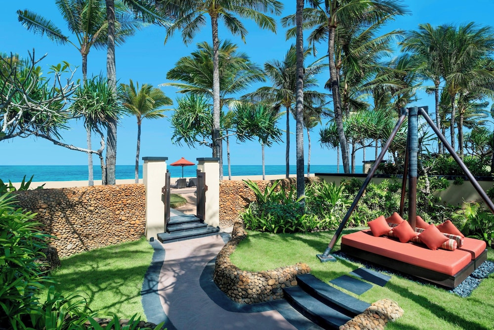 Beach/ocean view