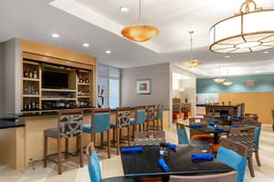 thumbnail: Bar (on property)