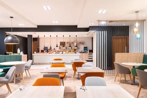 thumbnail: Restaurant