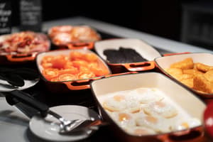 thumbnail: Restaurant