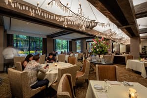 thumbnail: Restaurant