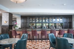 thumbnail: Bar (on property)