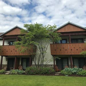 thumbnail: Exterior