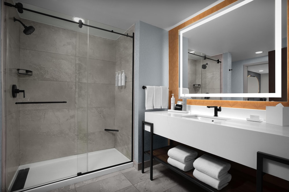 Bathroom shower