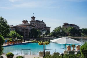 thumbnail: Outdoor pool
