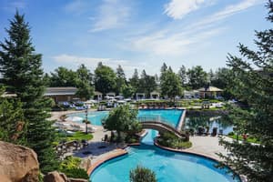 thumbnail: Outdoor pool