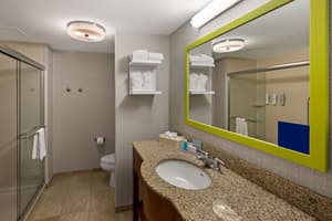 thumbnail: Bathroom shower