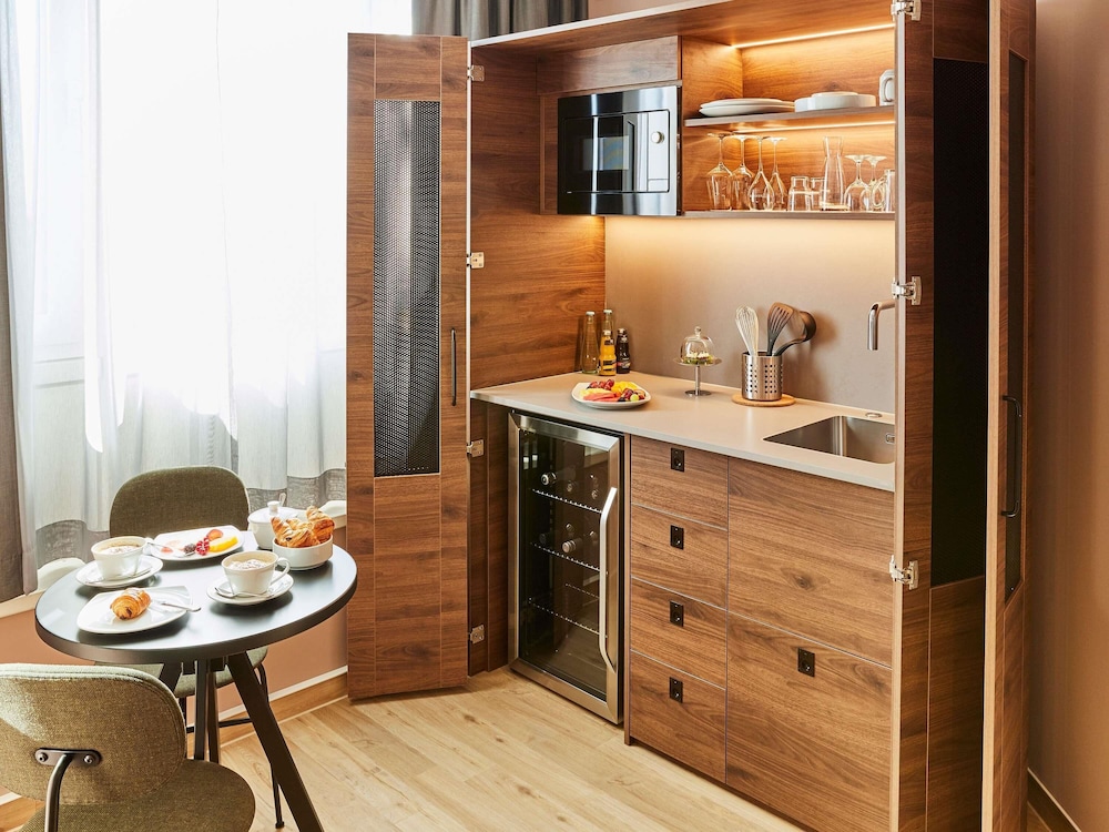 Private kitchenette