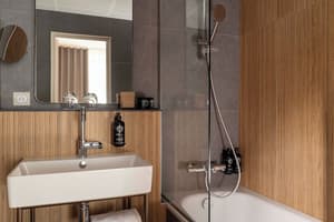 thumbnail: Bathroom