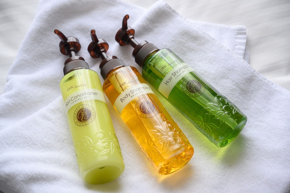 Bathroom amenities