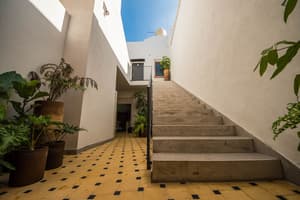 thumbnail: Staircase