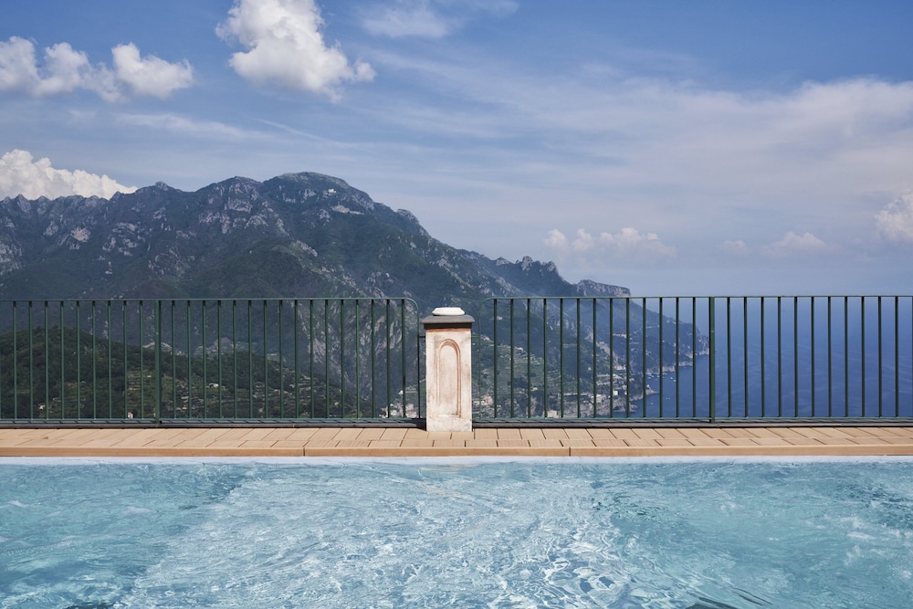 Rooftop pool