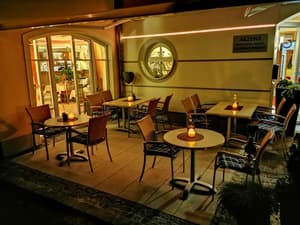 thumbnail: Terrace/patio