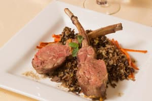 thumbnail: Restaurant