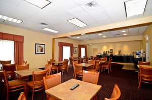 thumbnail: Breakfast area