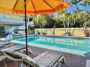 thumbnail: Outdoor pool