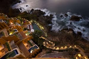 thumbnail: Exterior