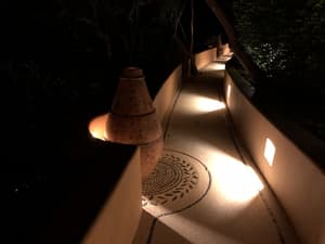thumbnail: Exterior detail