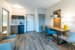 thumbnail: Breakfast area