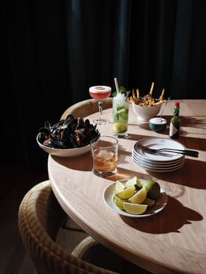 thumbnail: Restaurant