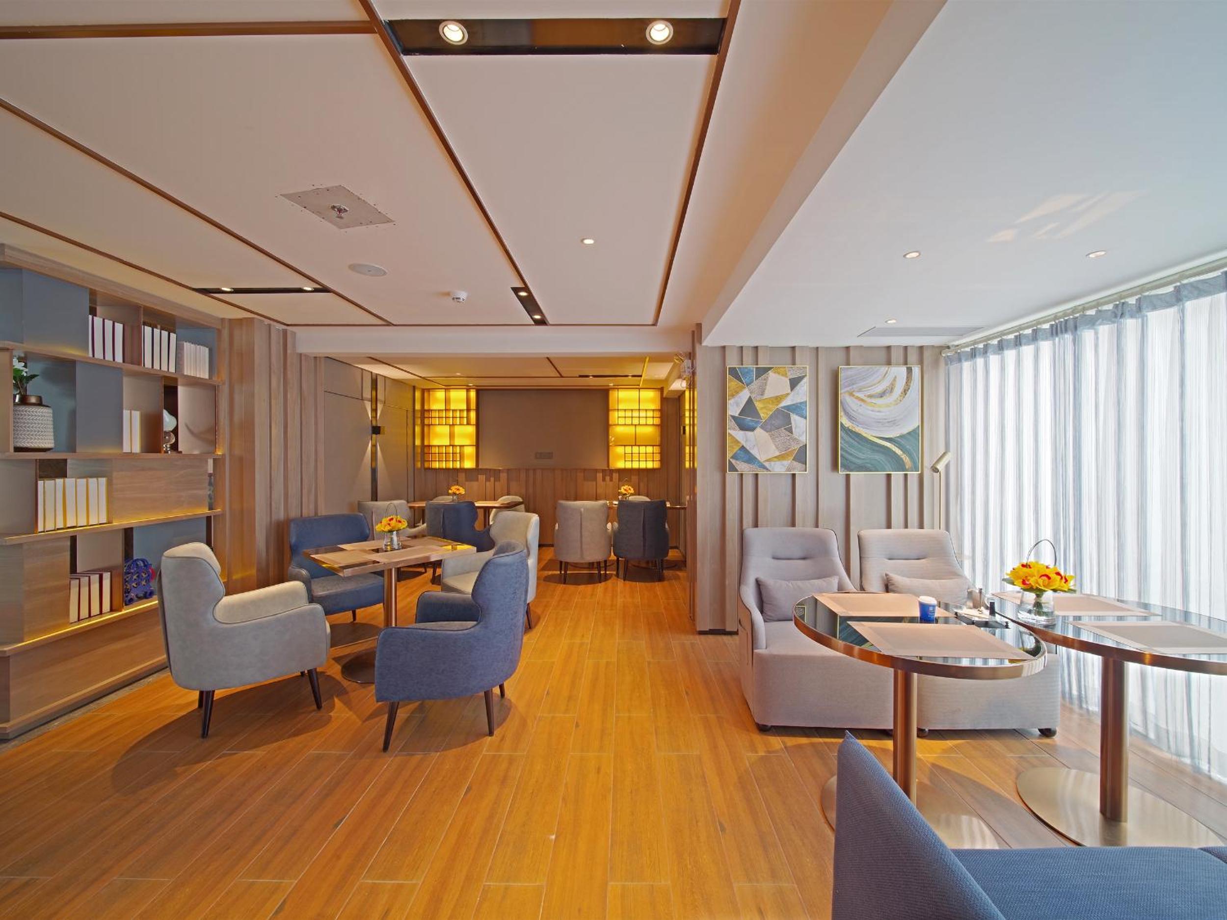 Restaurant-cafeteria