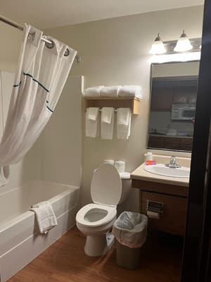 thumbnail: Bathroom