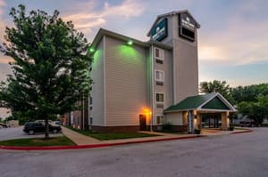 thumbnail: Exterior