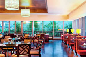 thumbnail: Restaurant