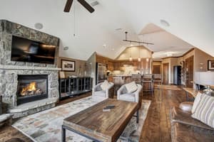 thumbnail: Living area