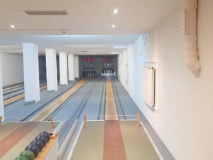 thumbnail: Bowling