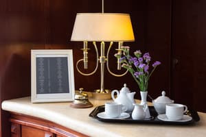 thumbnail: Breakfast area