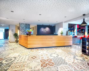 thumbnail: Reception
