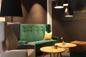 thumbnail: Lobby sitting area