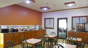 thumbnail: Dining