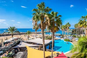 thumbnail: Outdoor pool