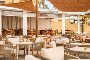 thumbnail: Restaurant