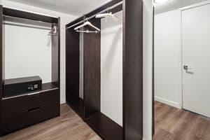 thumbnail: Wardrobe