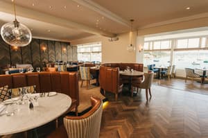 thumbnail: Restaurant