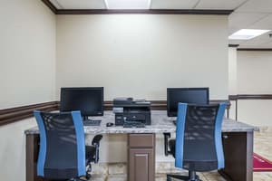 thumbnail: Business center