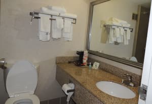 thumbnail: Bathroom amenities