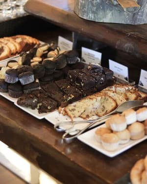 thumbnail: Breakfast buffet