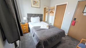 thumbnail: Room