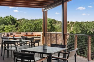thumbnail: Bar (on property)