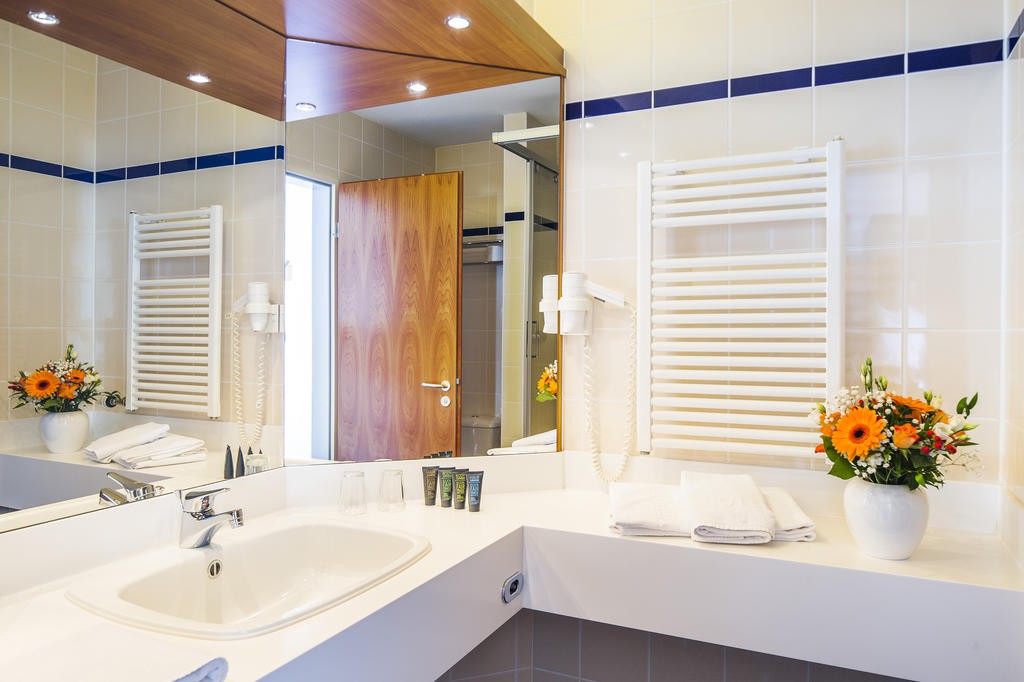 Amenities and Services
